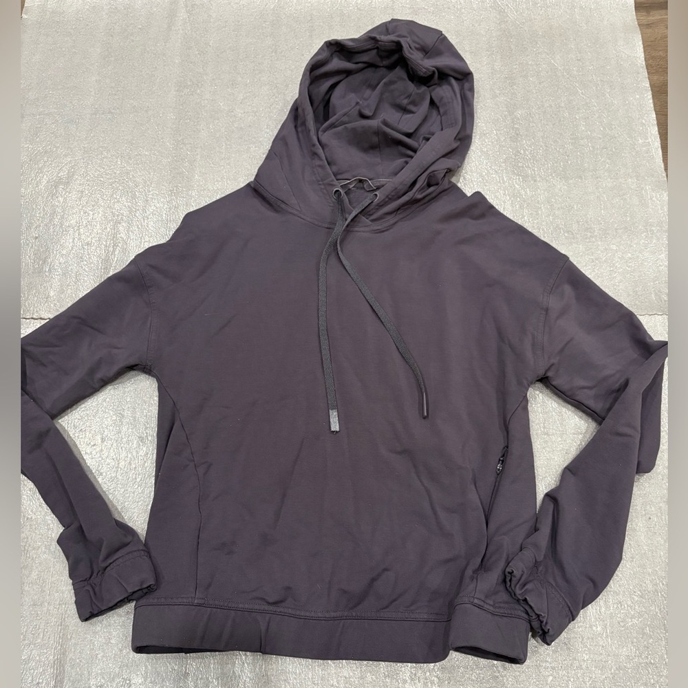 [4]Lululemon Twisted & Tucked Pullover Hoodie Gray - Picture 4 of 7